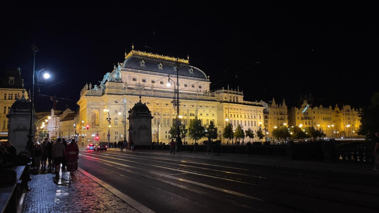 Center Of 369 Apartmán Prague