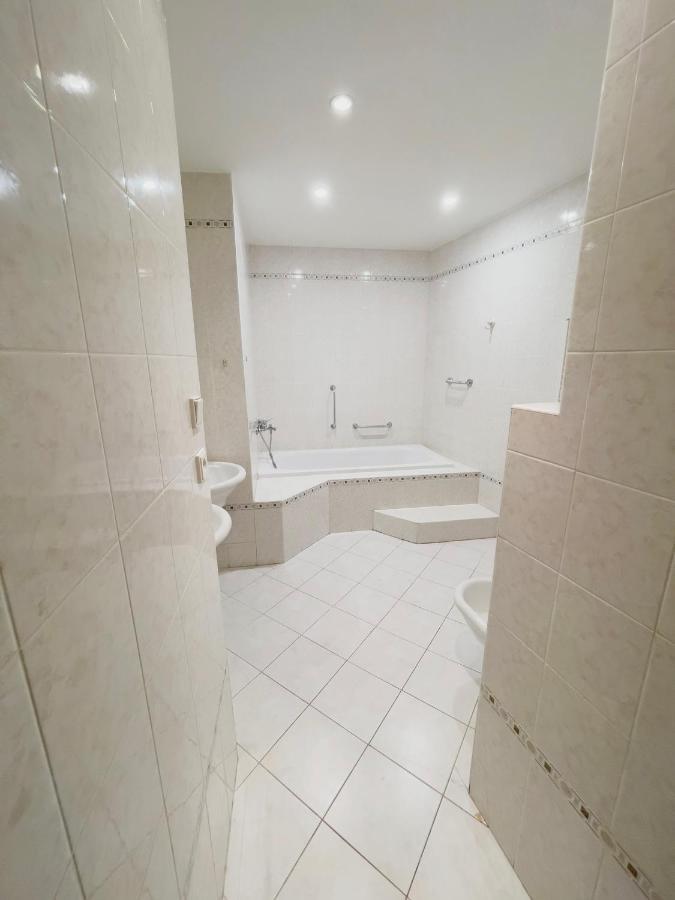 Center Of 369 Apartament