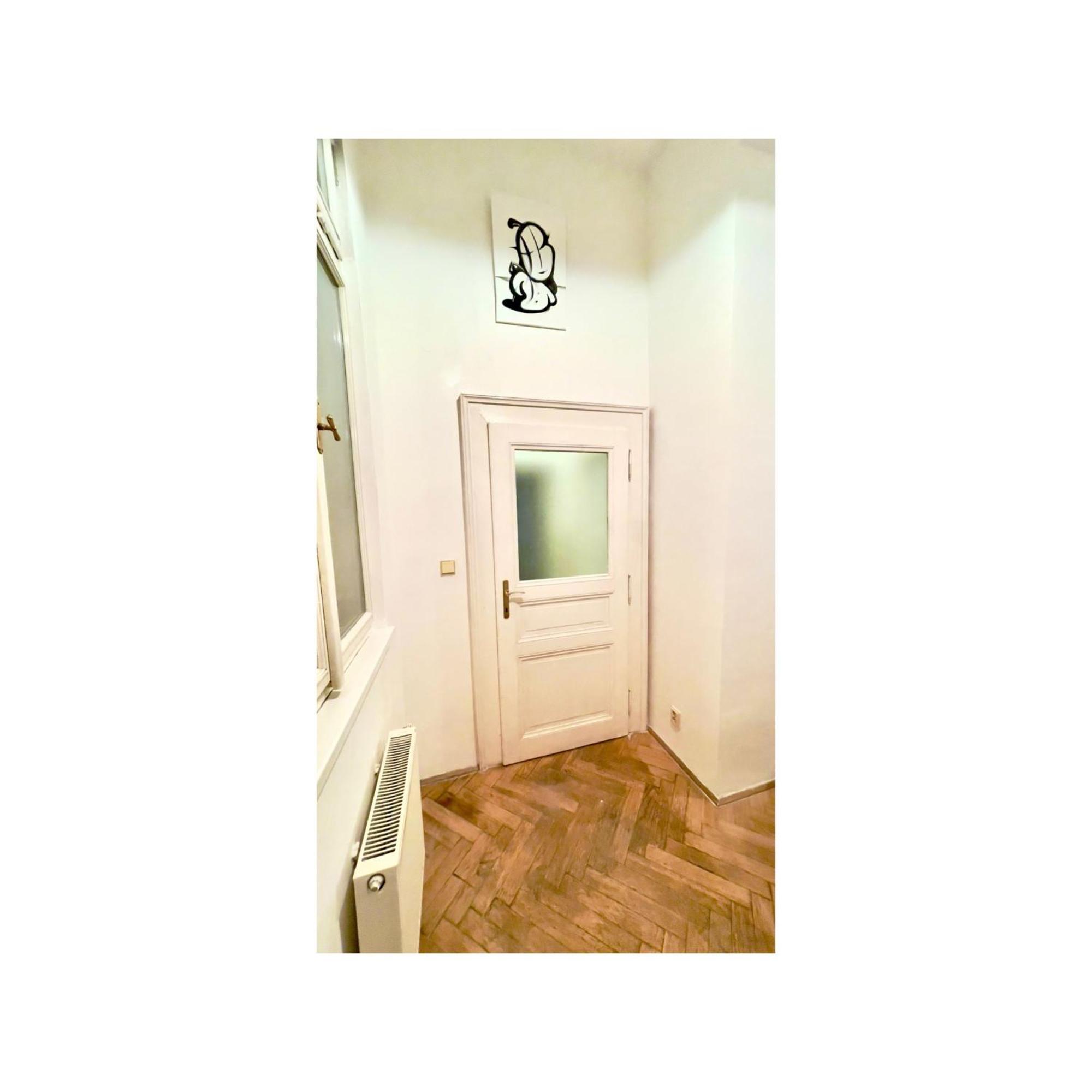 Apartament Center Of 369 *